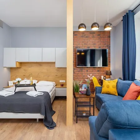 Kraków Trendy Studio Apartments by Renters-2